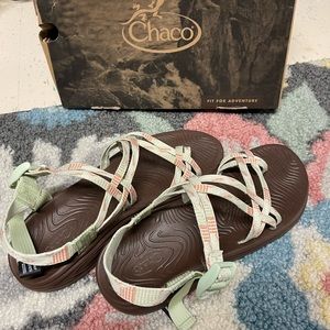 Chaco size 11